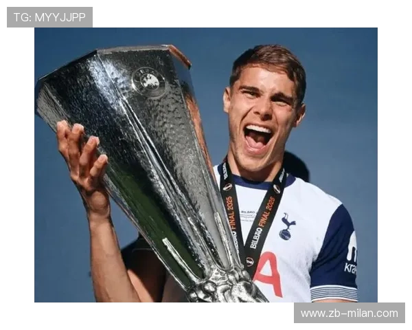 范德文回追速度惊人，热刺化解反击险情，范德法特热刺球衣号码